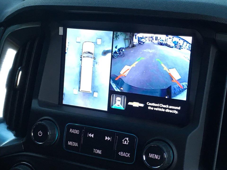 Camera 360 Panorama tich hop mang hinh rin cua Xe Colorado Ban Full 