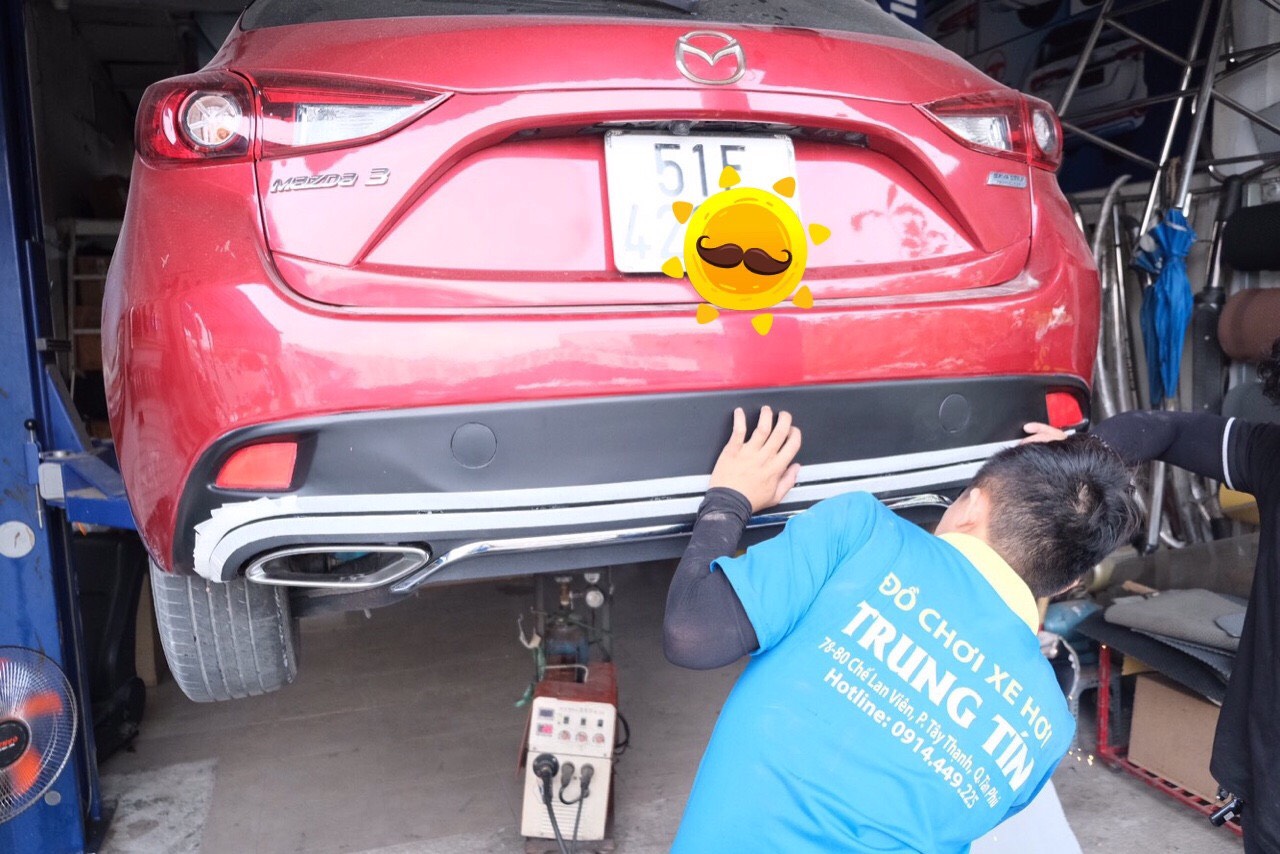 Líp bô Mer cho xe Mazda3