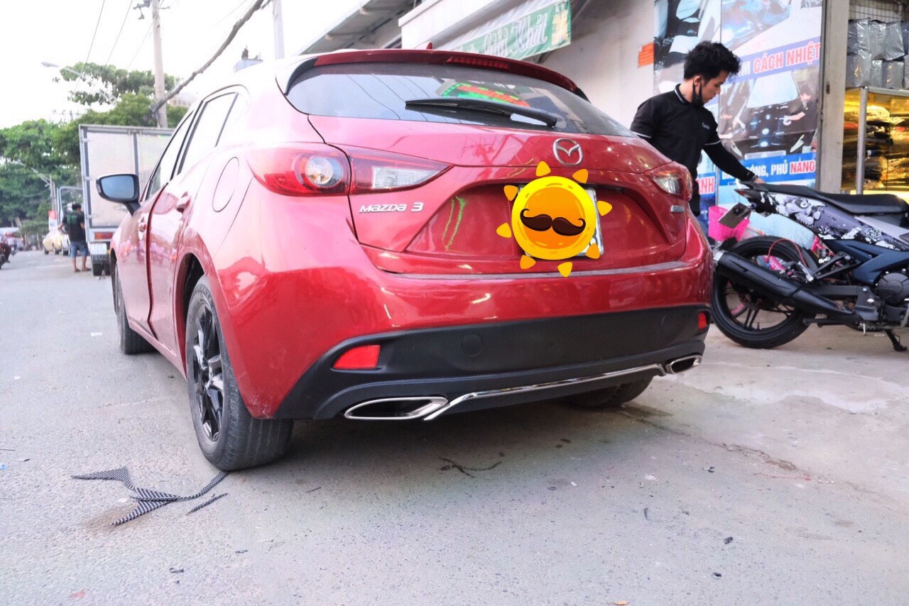 Líp bô Mer cho xe Mazda3